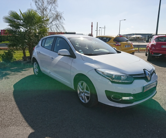 Fleury Auto Vente De Vehicules Neufs Et D Occasions Toutes Marques A Fontenay Le Comte Vente De Vehicules D Import